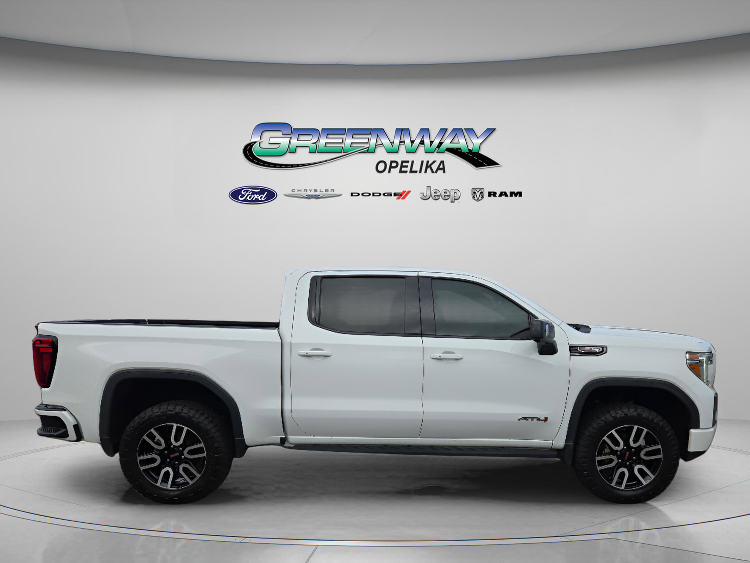 Used 2022 GMC Sierra 1500 AT4 w/ AT4 Premium Package image 8