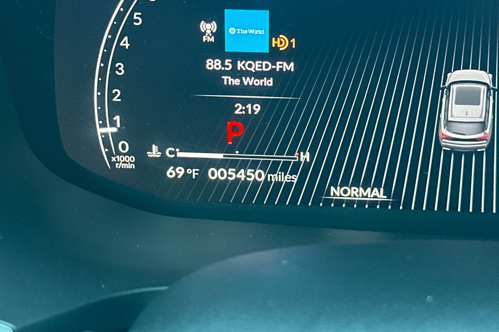 Used 2025 Acura MDX SH-AWD w/ Technology Package image 37