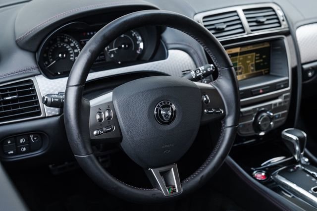 Used 2009 Jaguar XKR R image 6