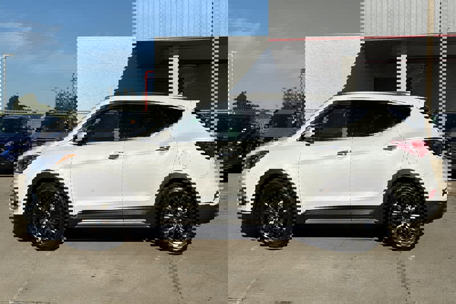 Used 2018 Hyundai Santa Fe Sport w/ Cargo Package image 6