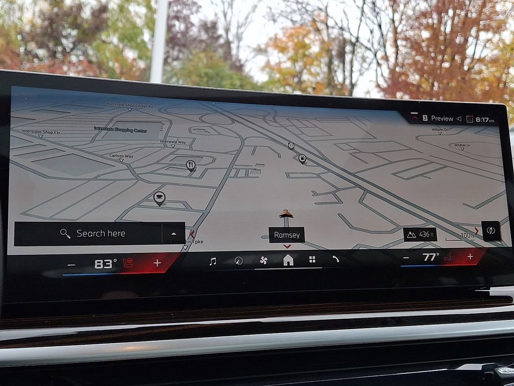 Used 2026 BMW X7 M60i w/ Executive Package image 15