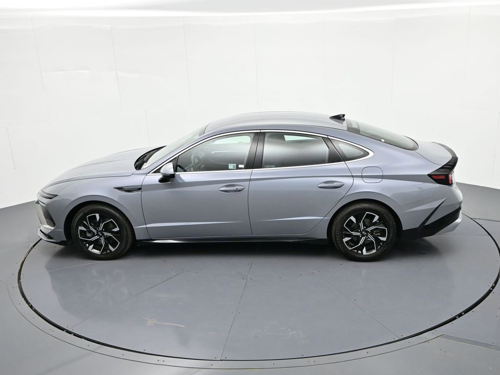Used 2024 Hyundai Sonata SEL FWD image 23
