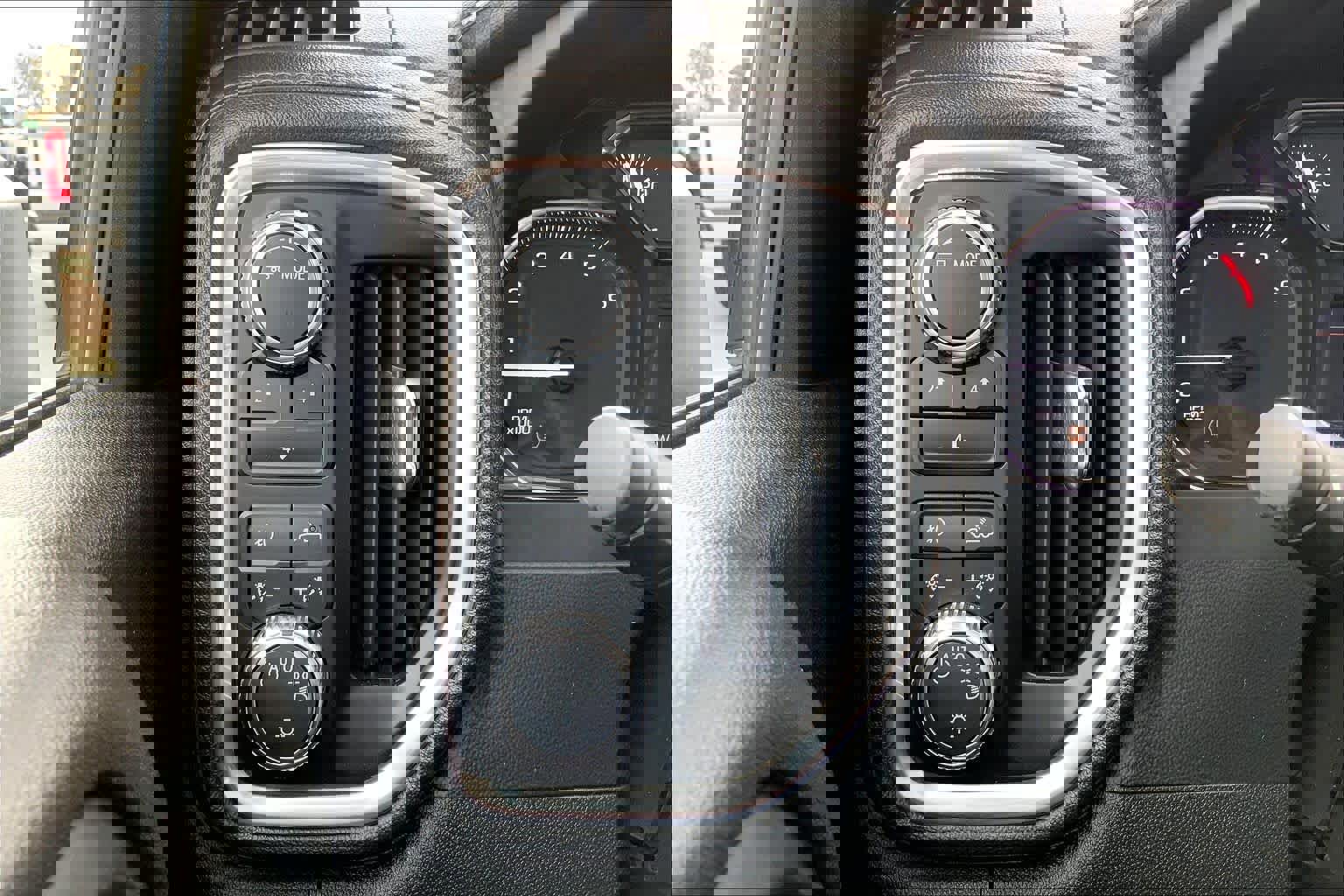 Used 2022 GMC Sierra 3500 SLE w/ SLE Convenience Package image 36