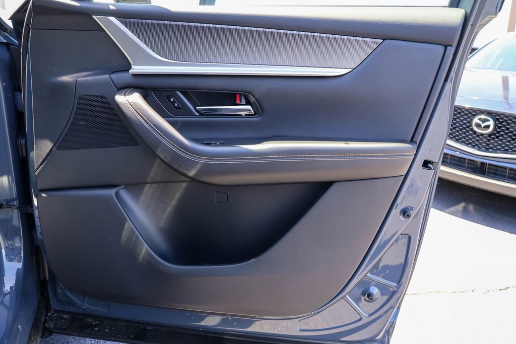 Used 2025 MAZDA CX-70 Plug-In Hybrid w/ Premium Pkg image 64