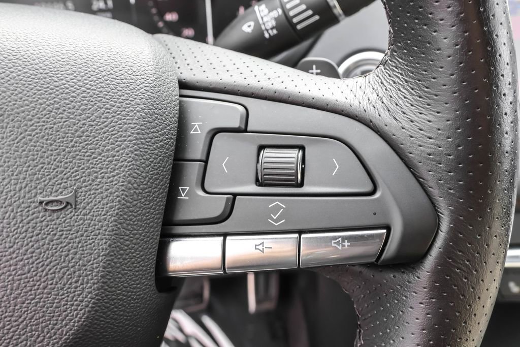 Used 2023 Cadillac XT4 Sport AWD/4WD image 24