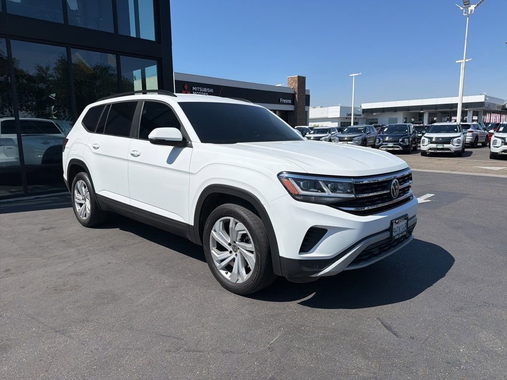 Used 2021 Volkswagen Atlas SE image 2