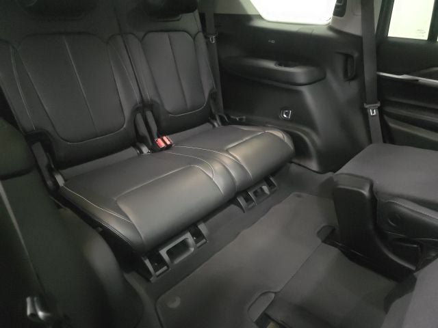 Used 2022 Jeep Grand Cherokee L Limited AWD/4WD image 8