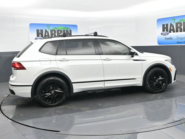 Used 2023 Volkswagen Tiguan SE R-Line FWD image 6