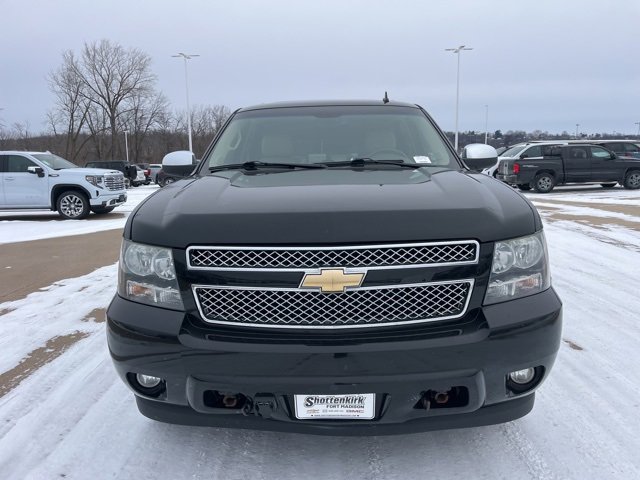 Used 2009 Chevrolet Suburban LTZ image 8