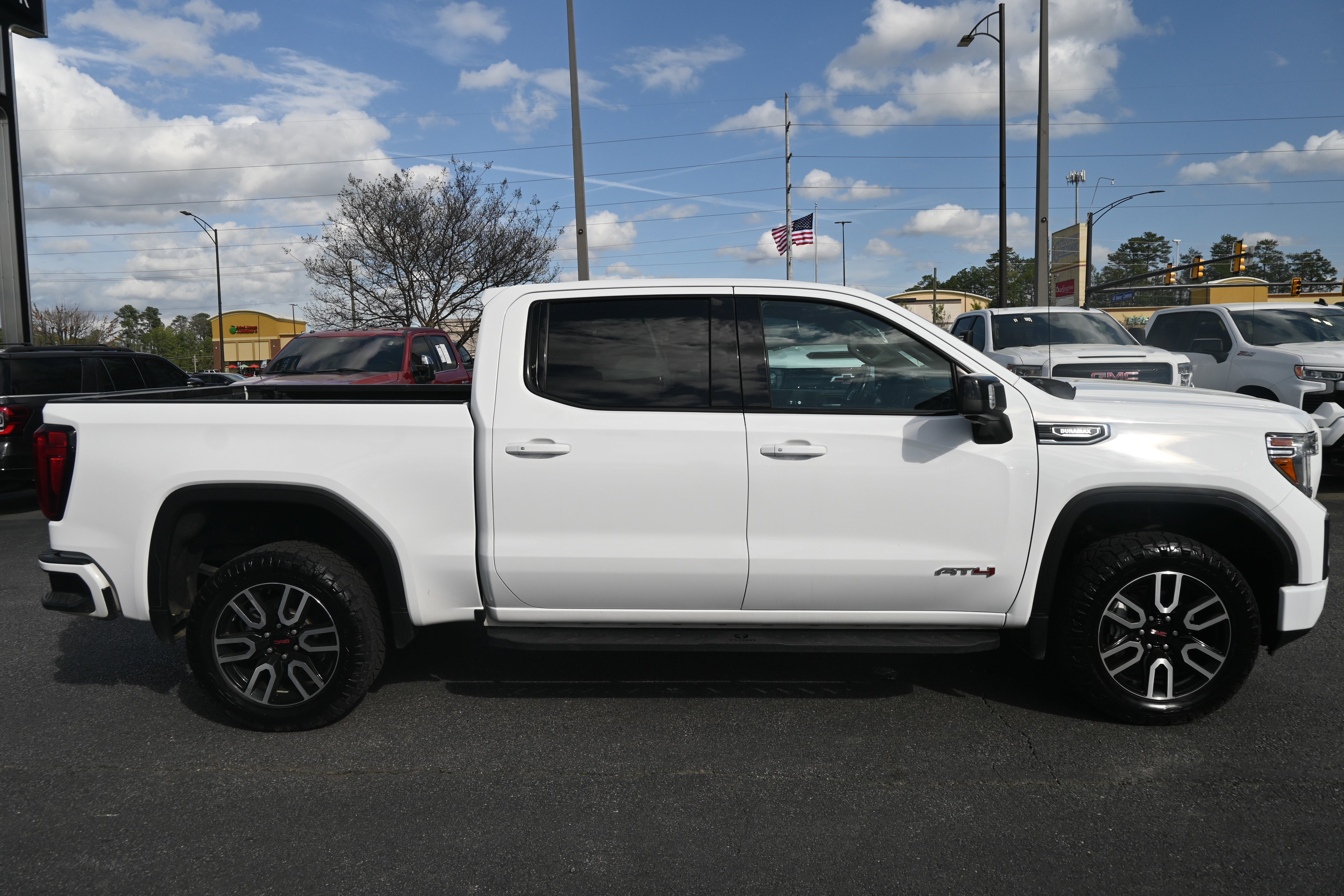 Used 2020 GMC Sierra 1500 AT4 w/ AT4 Premium Package image 15