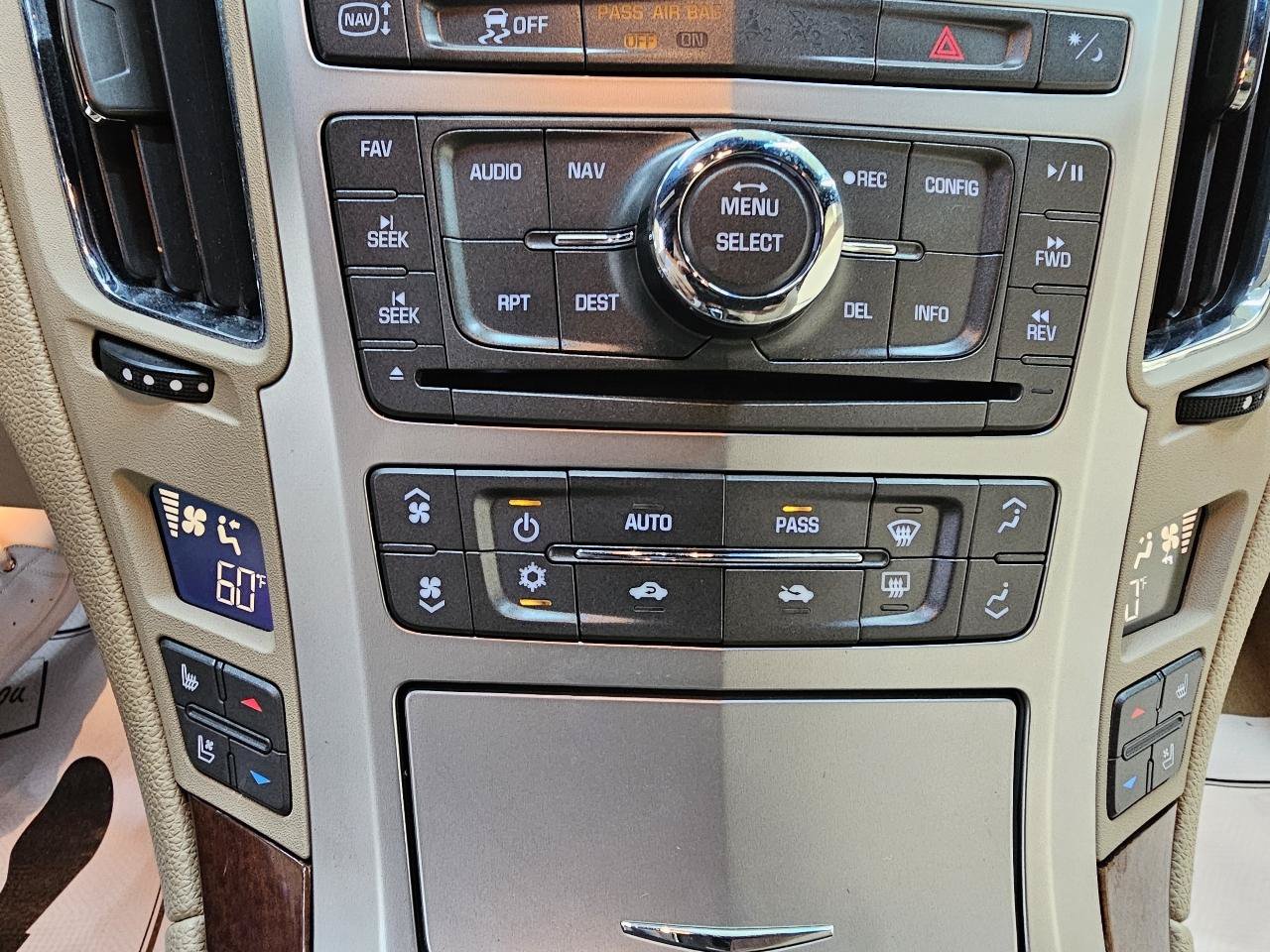 Used 2012 Cadillac CTS Premium RWD image 30