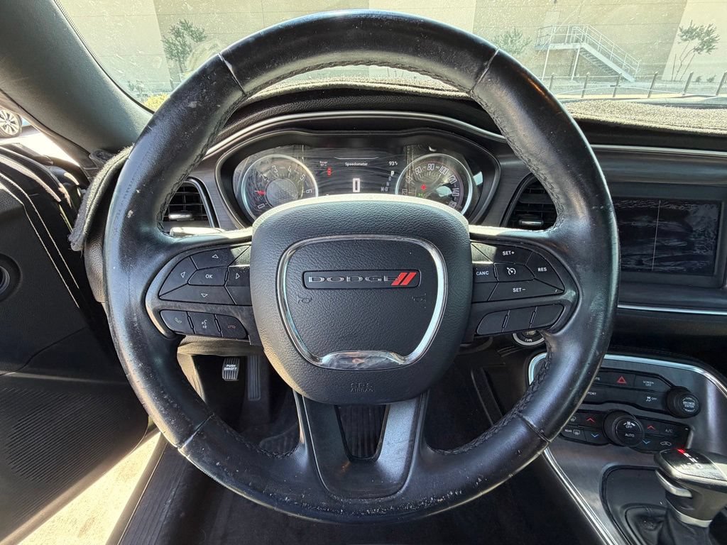 Used 2018 Dodge Challenger SXT RWD image 12