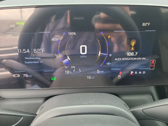 New 2026 Chevrolet Silverado EV LT w/ Plus Package AWD/4WD image 23