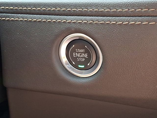 Used 2025 Cadillac Escalade Premium Luxury w/ Touring Package image 26