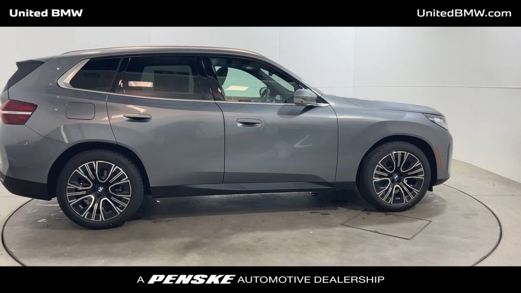 Used 2025 BMW X3 xDrive30i w/ Premium Package AWD/4WD image 9