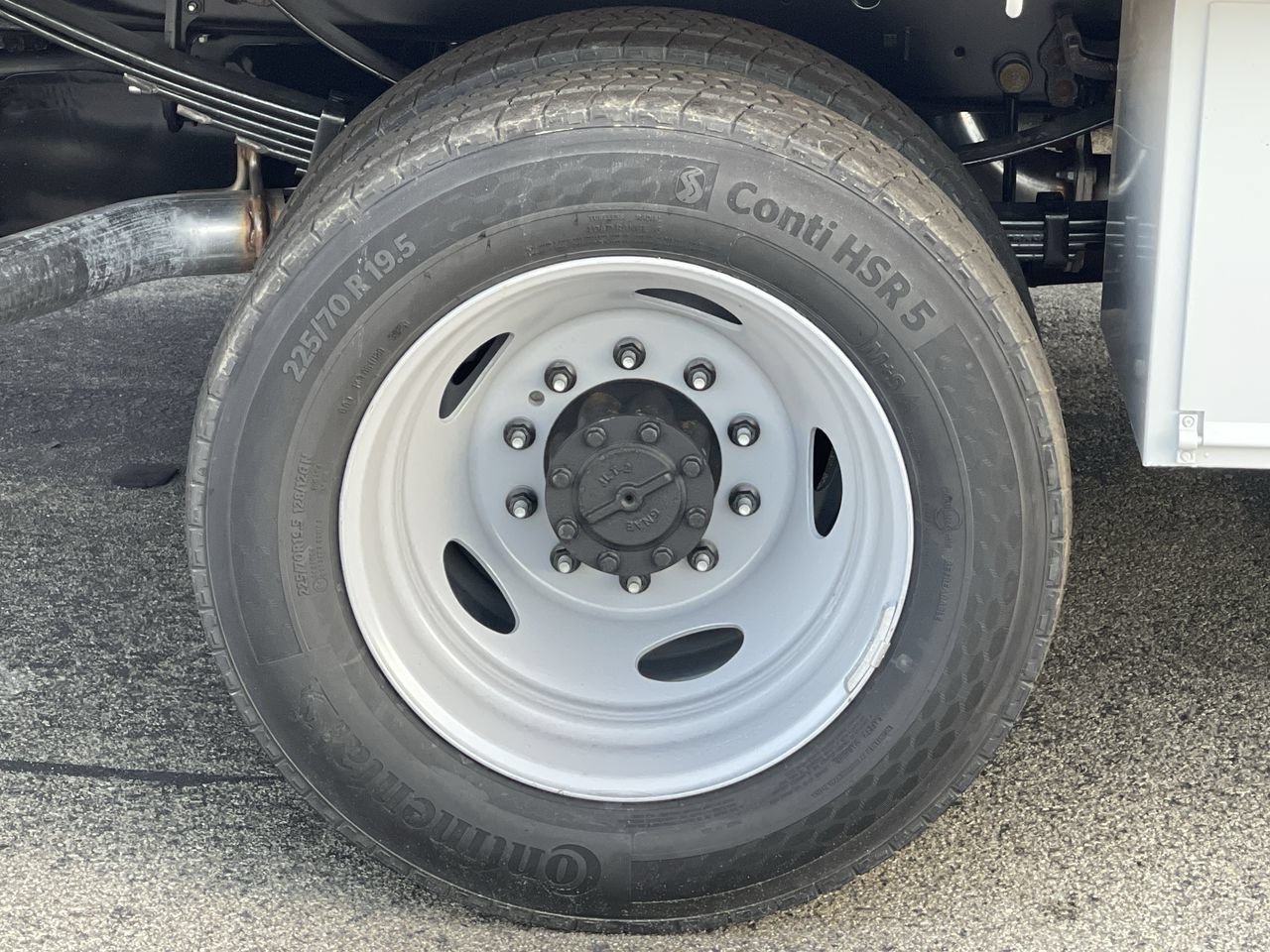 New 2026 Ford F450 XL w/ XL Chrome Package RWD image 10