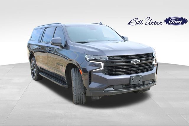 Used 2023 Chevrolet Suburban RST w/ Luxury Package image 3