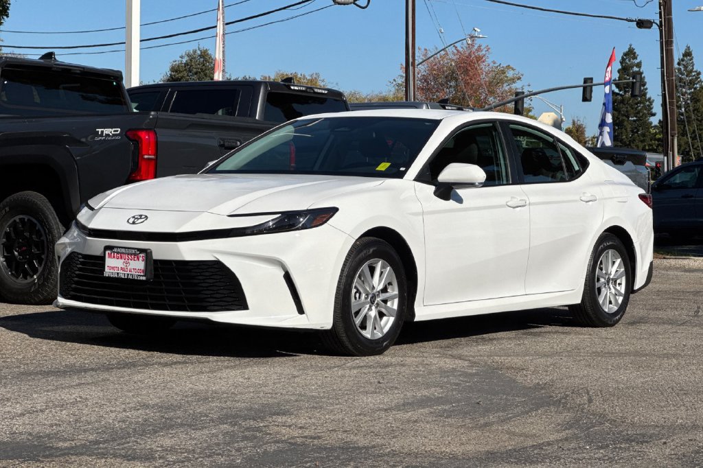 Certified 2026 Toyota Camry LE FWD image 7