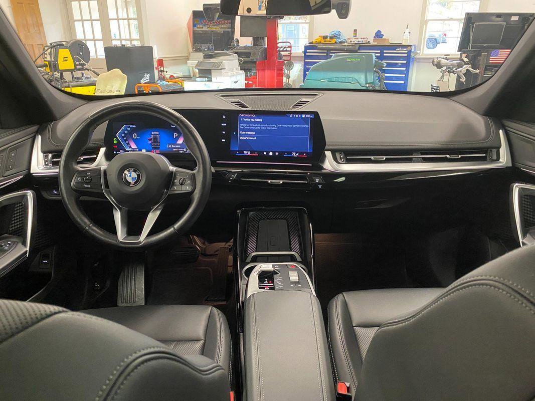 Used 2024 BMW X1 xDrive28i image 4