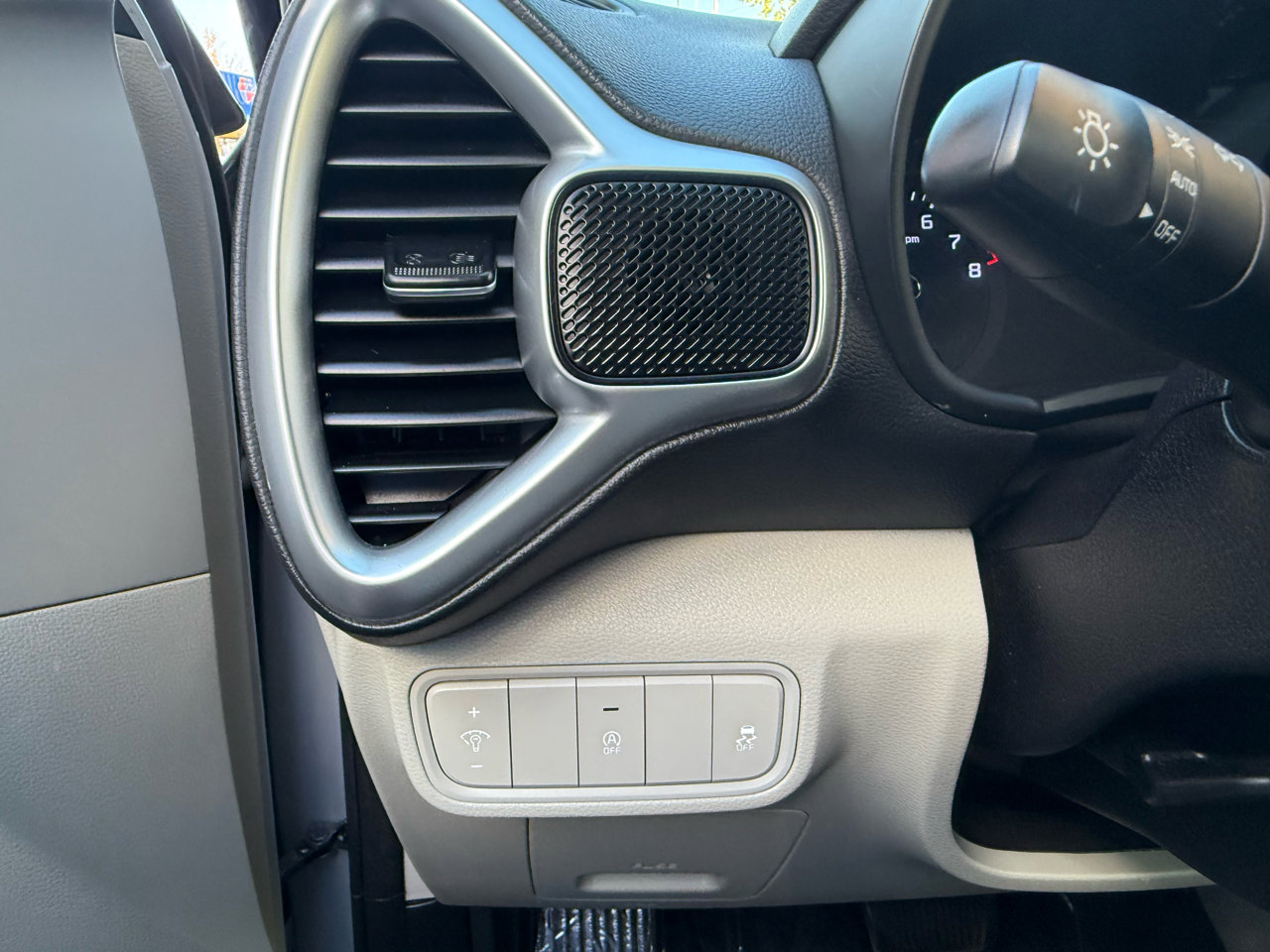 Used 2021 Kia Soul LX image 17