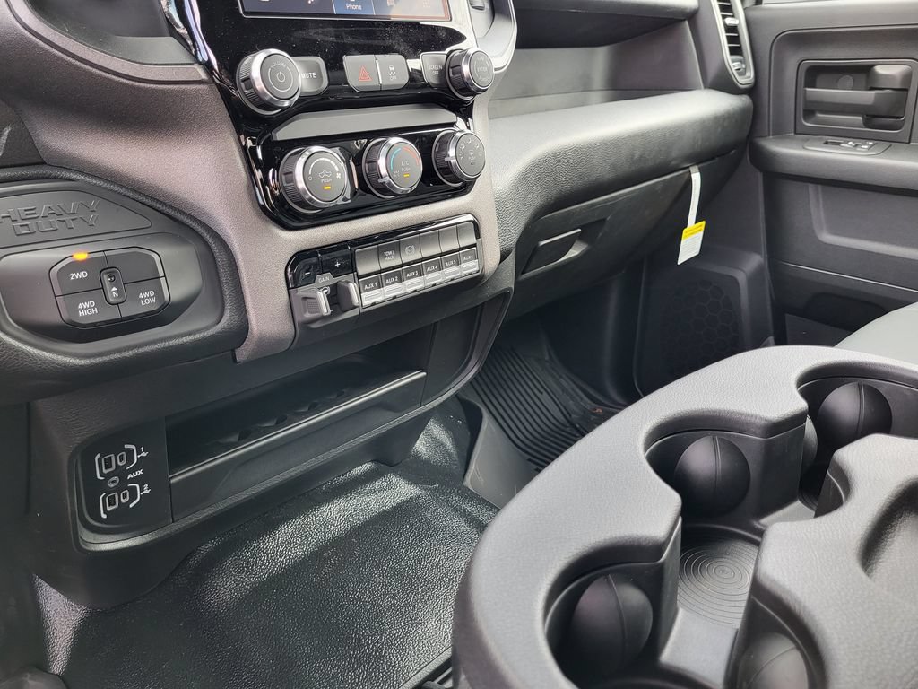 New 2026 RAM 2500 Tradesman AWD/4WD image 21