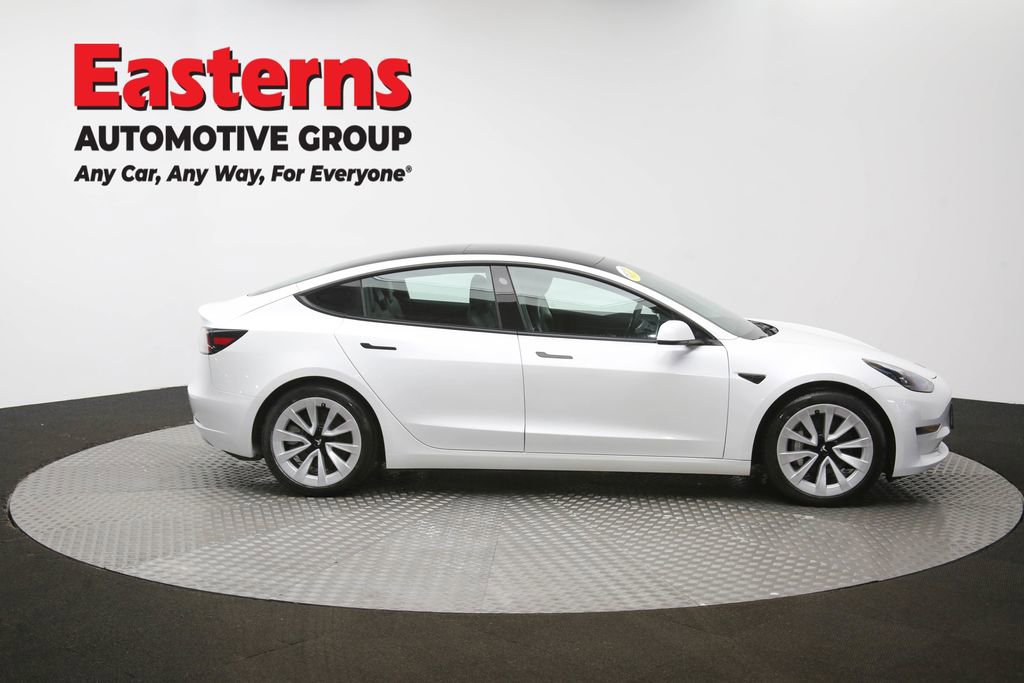 Used 2021 Tesla Model 3 Standard Range Plus image 40