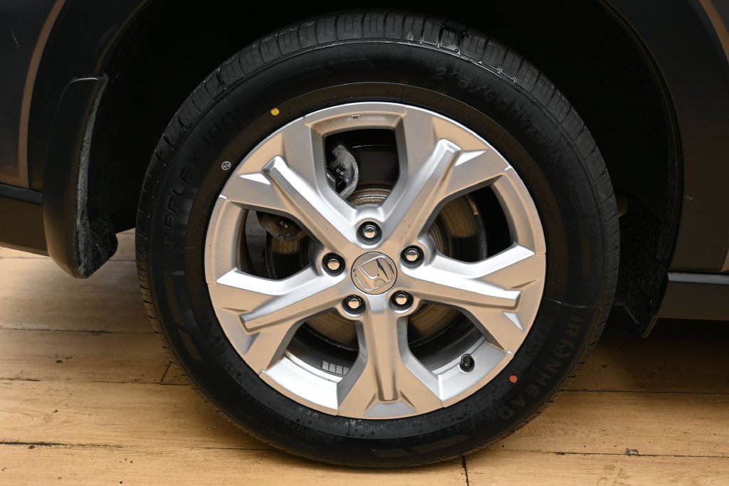 Used 2023 Honda HR-V LX image 14