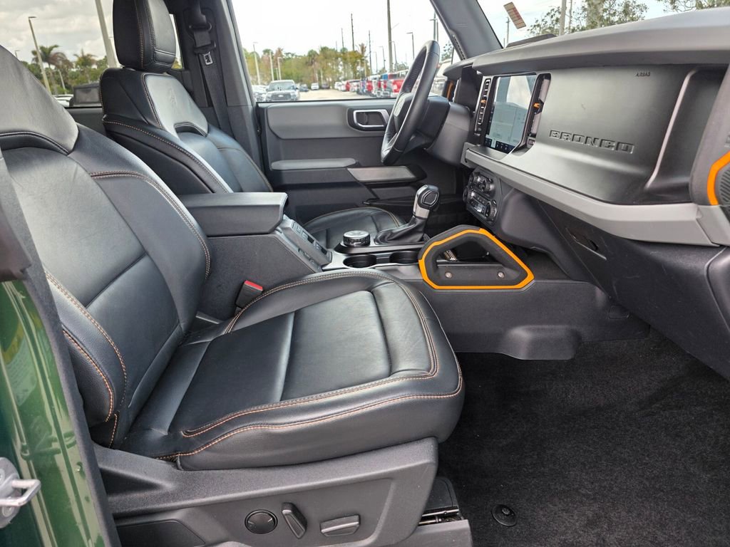 Used 2022 Ford Bronco Badlands image 10