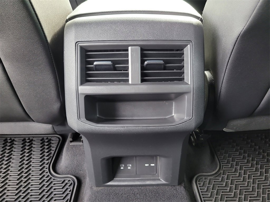 Used 2023 Volkswagen Atlas Cross Sport SE w/ Panoramic Sunroof Package image 14