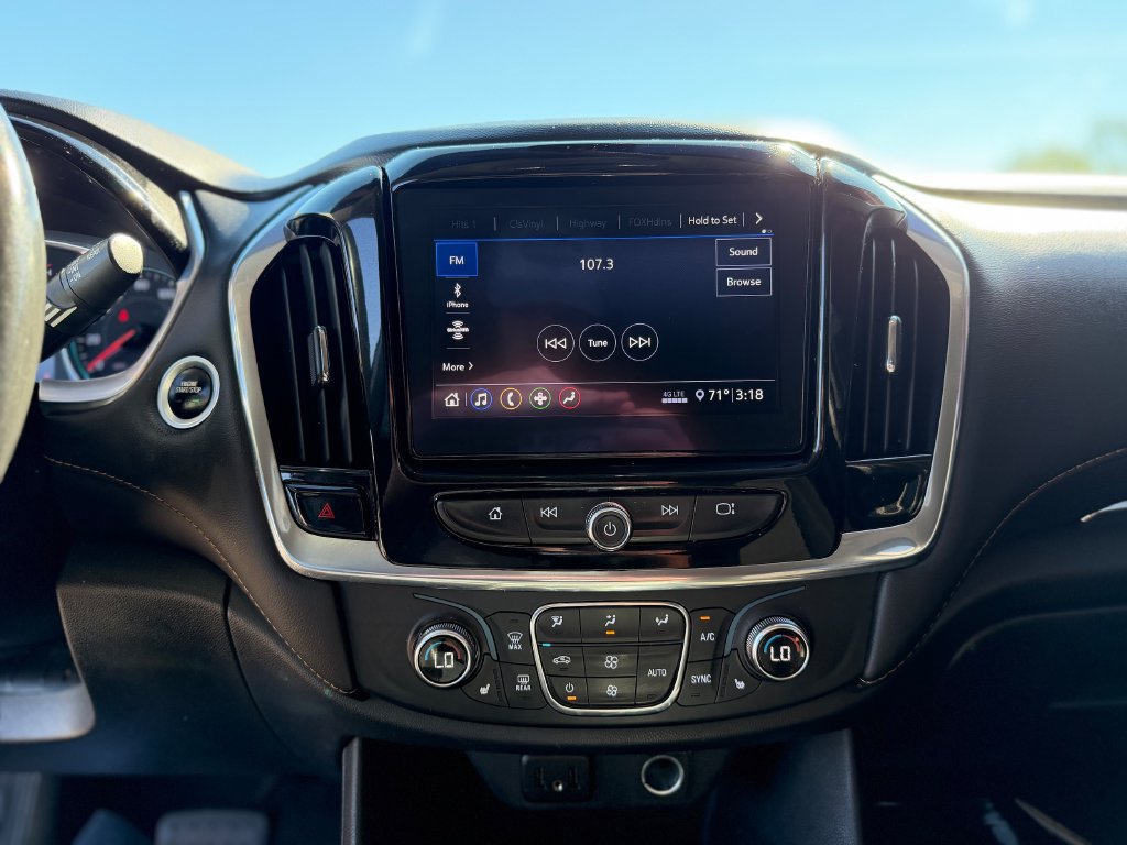 Used 2020 Chevrolet Traverse LT w/ LPO, 'HIT The Road' Package AWD/4WD image 11