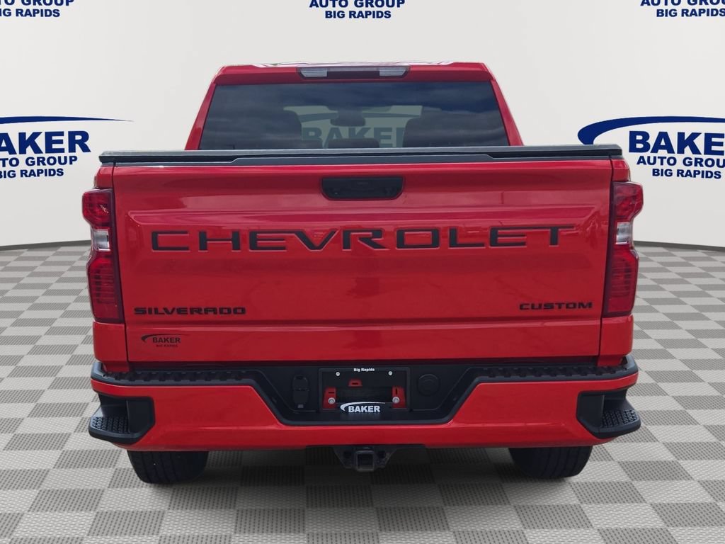 Used 2024 Chevrolet Silverado 1500 Custom w/ LPO, Dark Essentials Package RWD image 4