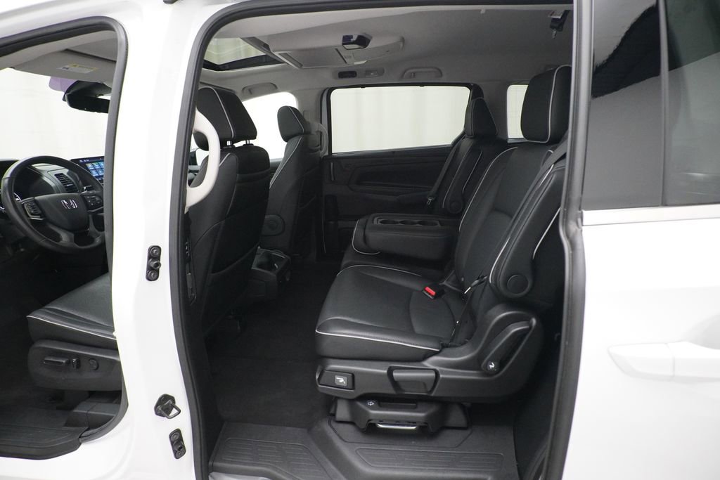 Certified 2025 Honda Odyssey Elite image 16