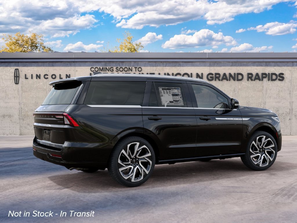 New 2027 Lincoln Navigator Reserve AWD/4WD image 6