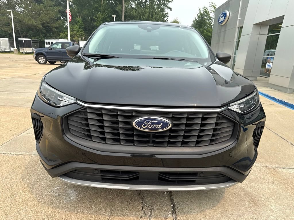 Used 2023 Ford Escape Active AWD/4WD image 30