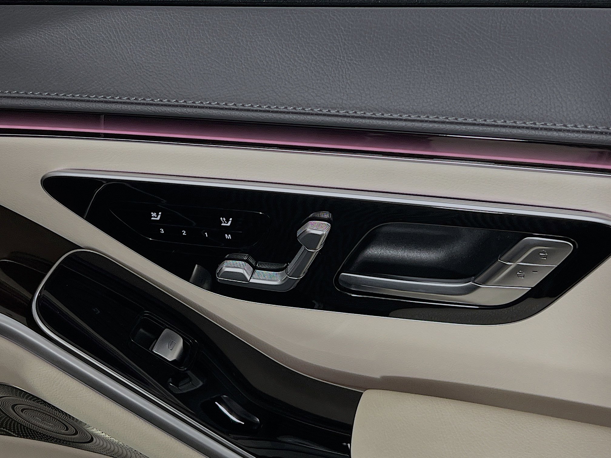 Used 2023 Mercedes-Benz S 500 4MATIC image 31