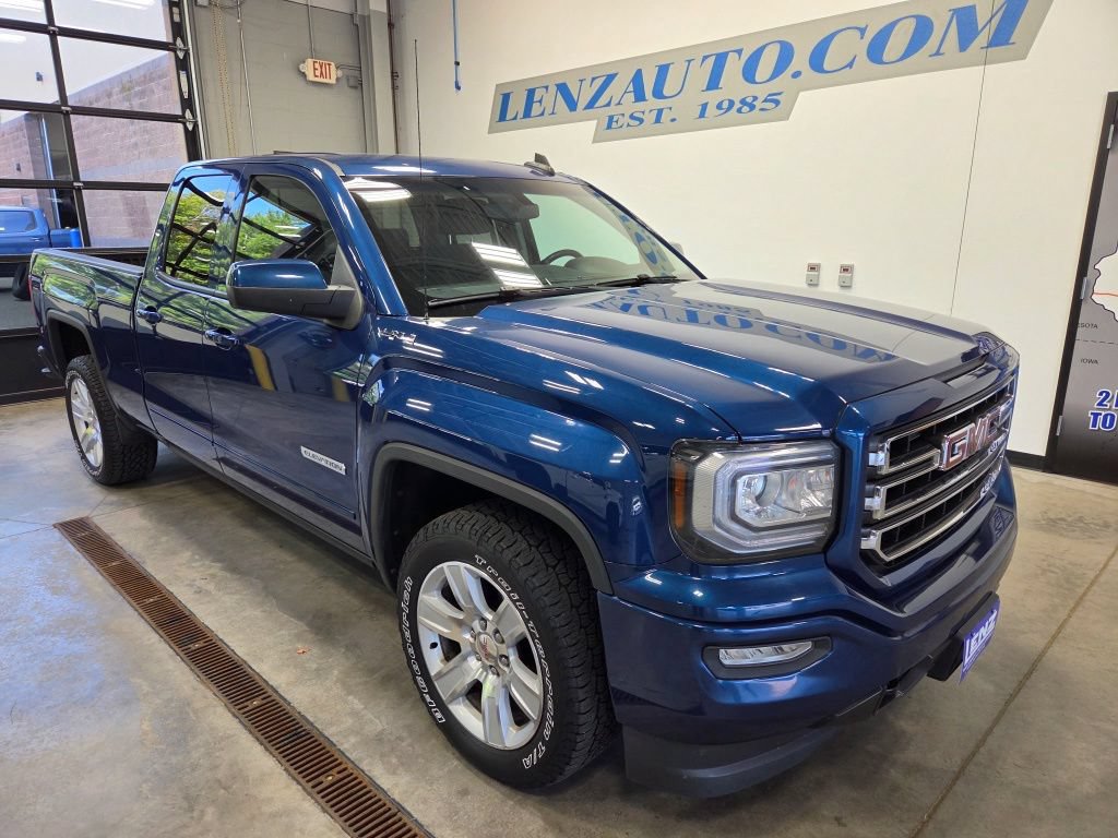 Used 2017 GMC Sierra 1500 SLE w/ SLE Value Package AWD/4WD image 2