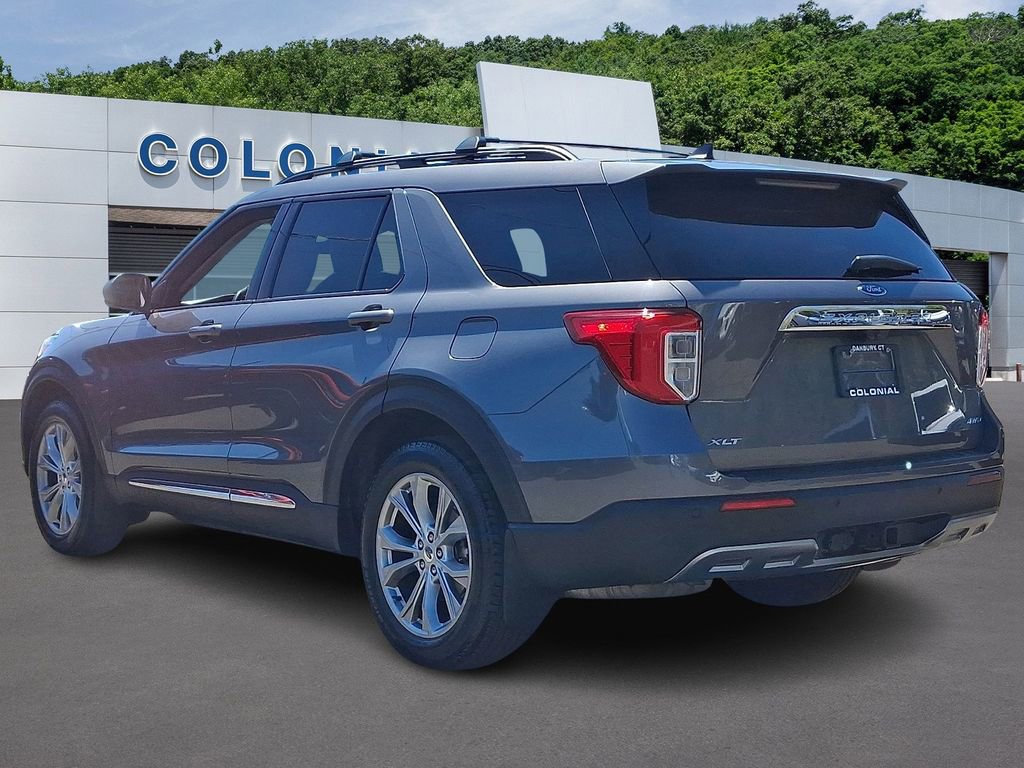Certified 2023 Ford Explorer XLT w/ Equipment Group 202A AWD/4WD image 4
