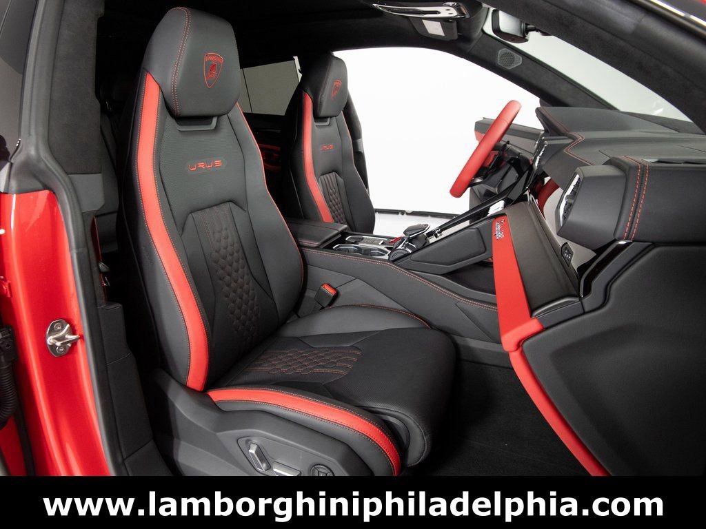 Used 2024 Lamborghini Urus S image 35