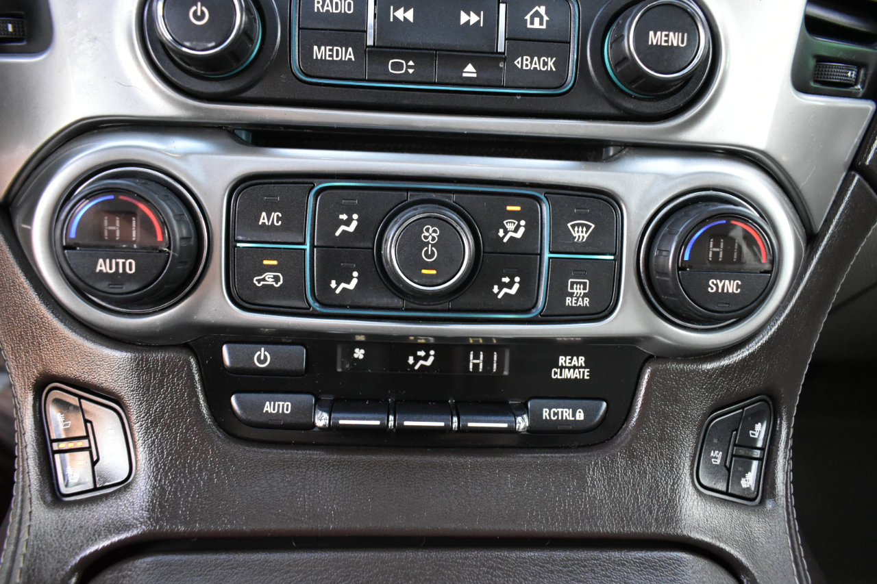 Used 2015 Chevrolet Suburban LTZ image 24