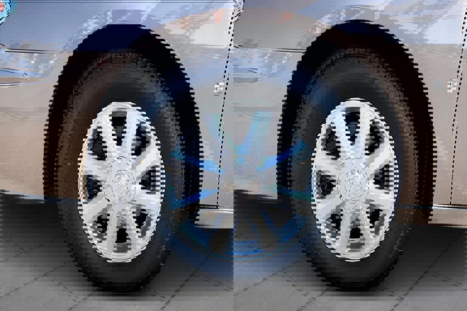 Used 2006 Buick LaCrosse CXL w/ Driver Confidence Package image 10