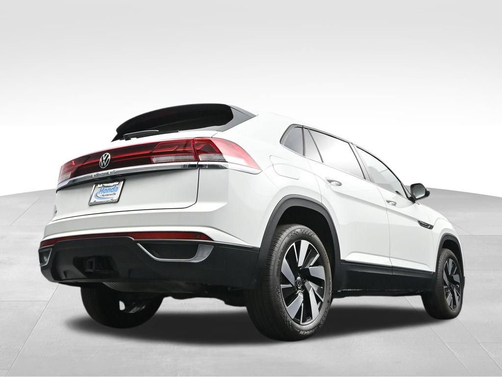Used 2025 Volkswagen Atlas Cross Sport SE FWD image 41