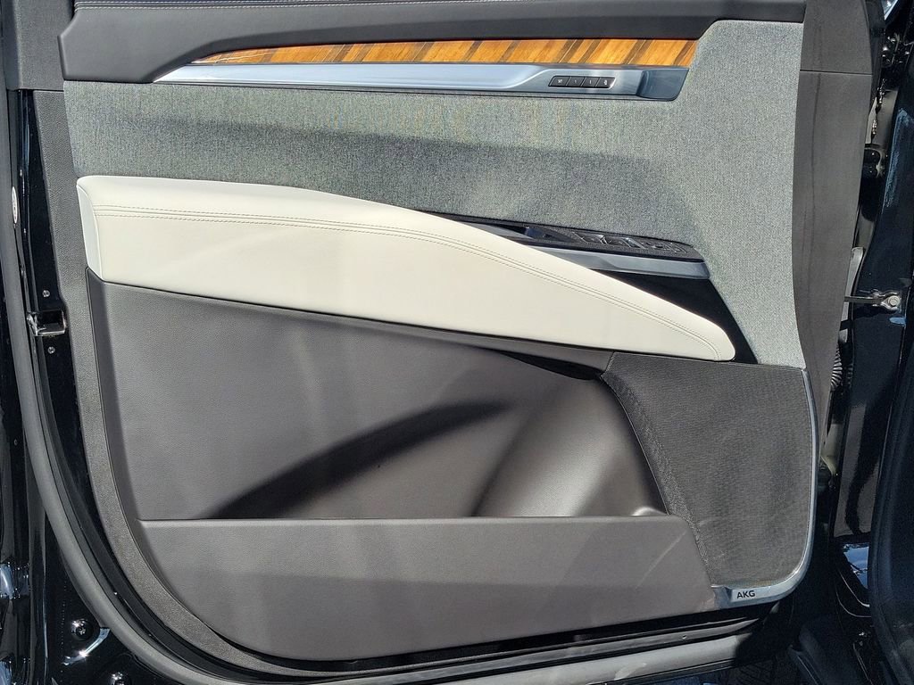 Certified 2025 Cadillac Escalade Premium Luxury Platinum image 22