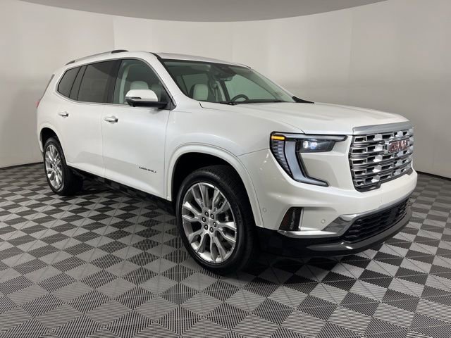 Used 2025 GMC Acadia Denali w/ Super Cruise Package image 2