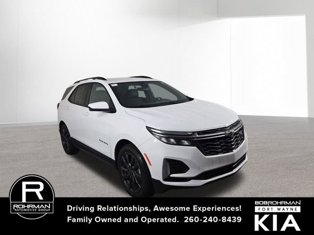 Used 2022 Chevrolet Equinox RS w/ LPO, Floor Liner Package image 4