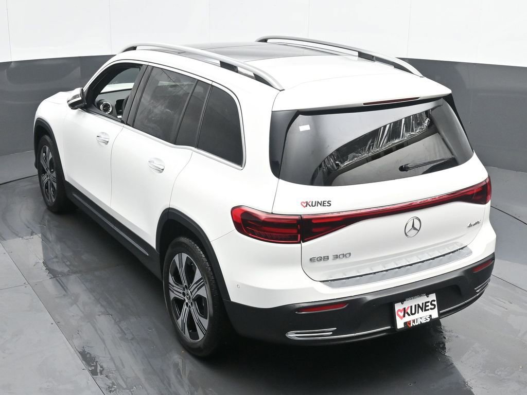 New 2024 Mercedes-Benz EQB 300 4MATIC image 39