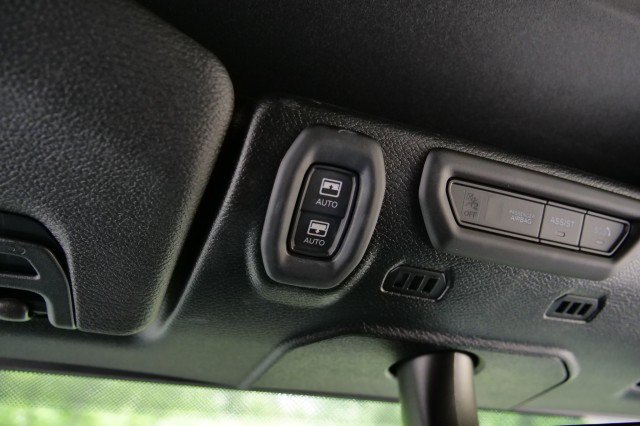 Used 2022 Jeep Wrangler Unlimited Sahara w/ Cold Weather Group AWD/4WD image 22