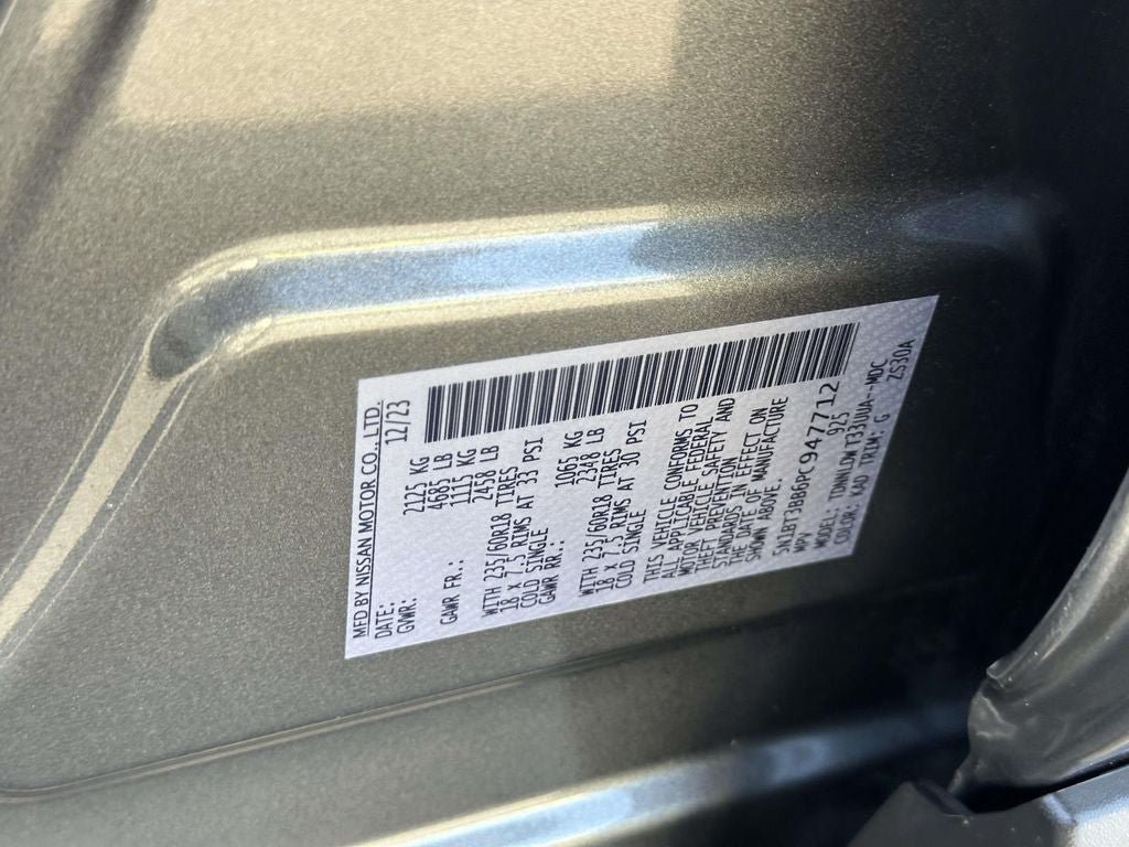 Used 2023 Nissan Rogue SV AWD/4WD image 14