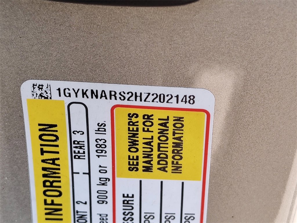 Used 2017 Cadillac XT5 FWD image 16