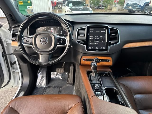 Used 2021 Volvo XC90 T6 Momentum w/ Advanced Package AWD/4WD image 31