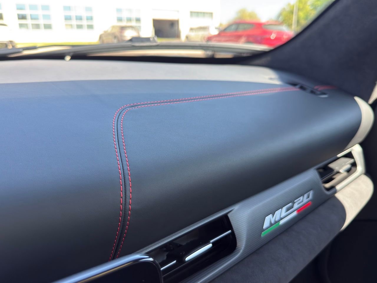 Used 2023 Maserati MC20 Spyder image 30